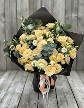 Букет цветов из:  Розы и Лизиантусы #REPLACE_PRED# Красавино