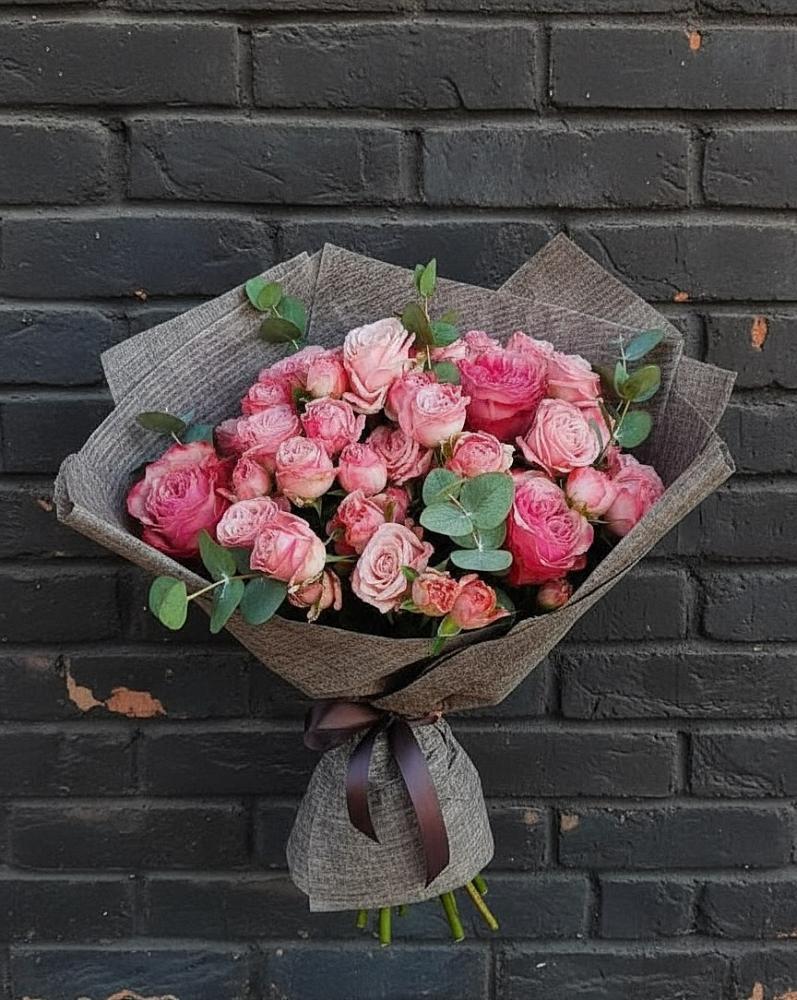 Букет цветов из: Розы в Красавино