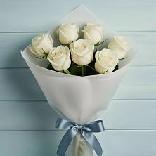 Букет 7 Белых роз Эдлесс Лав в Красавино
