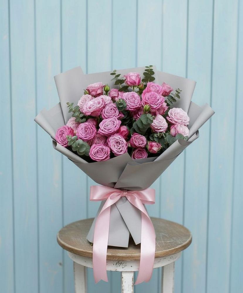 Букет цветов из: Розы в Красавино