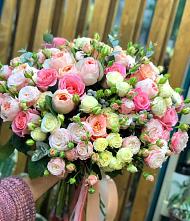 Букет цветов из:  Розы #REPLACE_PRED# Красавино