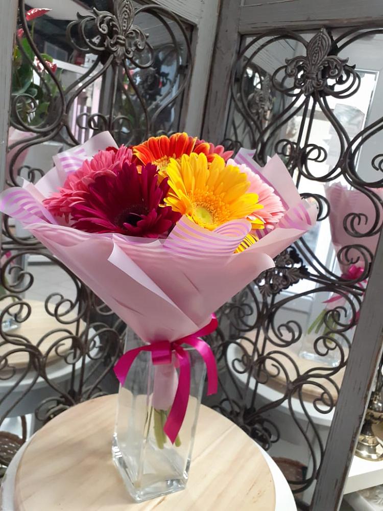 Букет цветов из: Герберы в Красавино