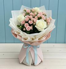 Букет цветов из:  Розы в Красавино