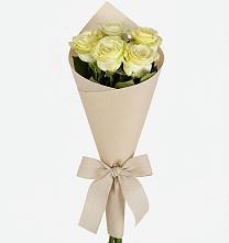 Букет цветов из:  Розы в Красавино