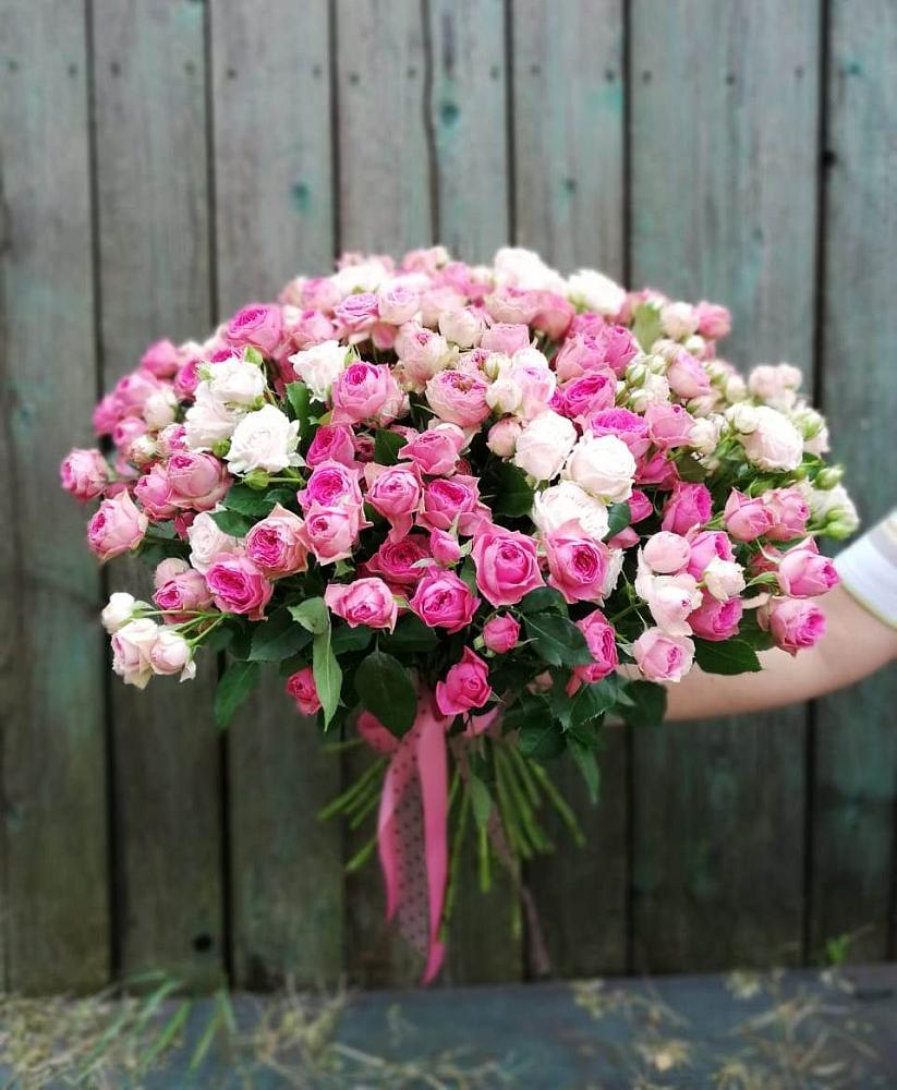 Букет Розовые кустовые розы Натали и Лав Лидия в Красавино