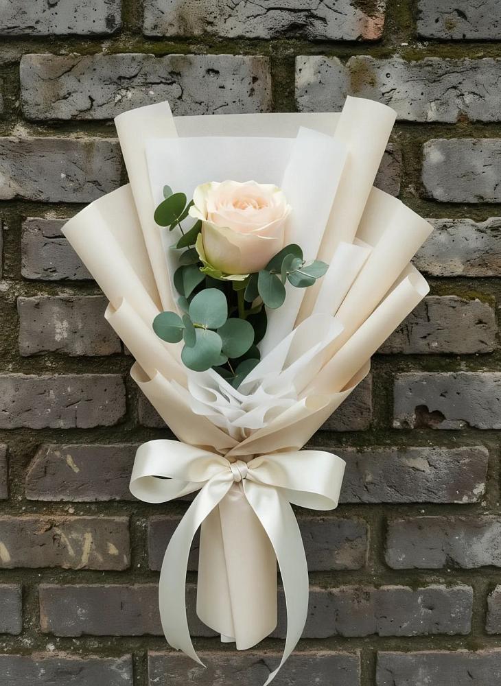 Букет цветов из: Розы в Красавино