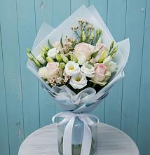 Букет цветов из:  Розы и Лизиантусы #REPLACE_PRED# Красавино