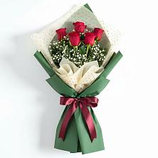 Букет цветов из:  Розы в Красавино